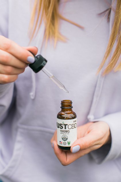 Charlotte’s Web CBD Oil Tincture